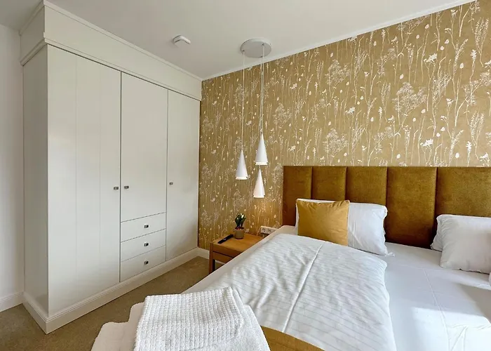 Ebbe Flut, Whg 10 Lägenhet *